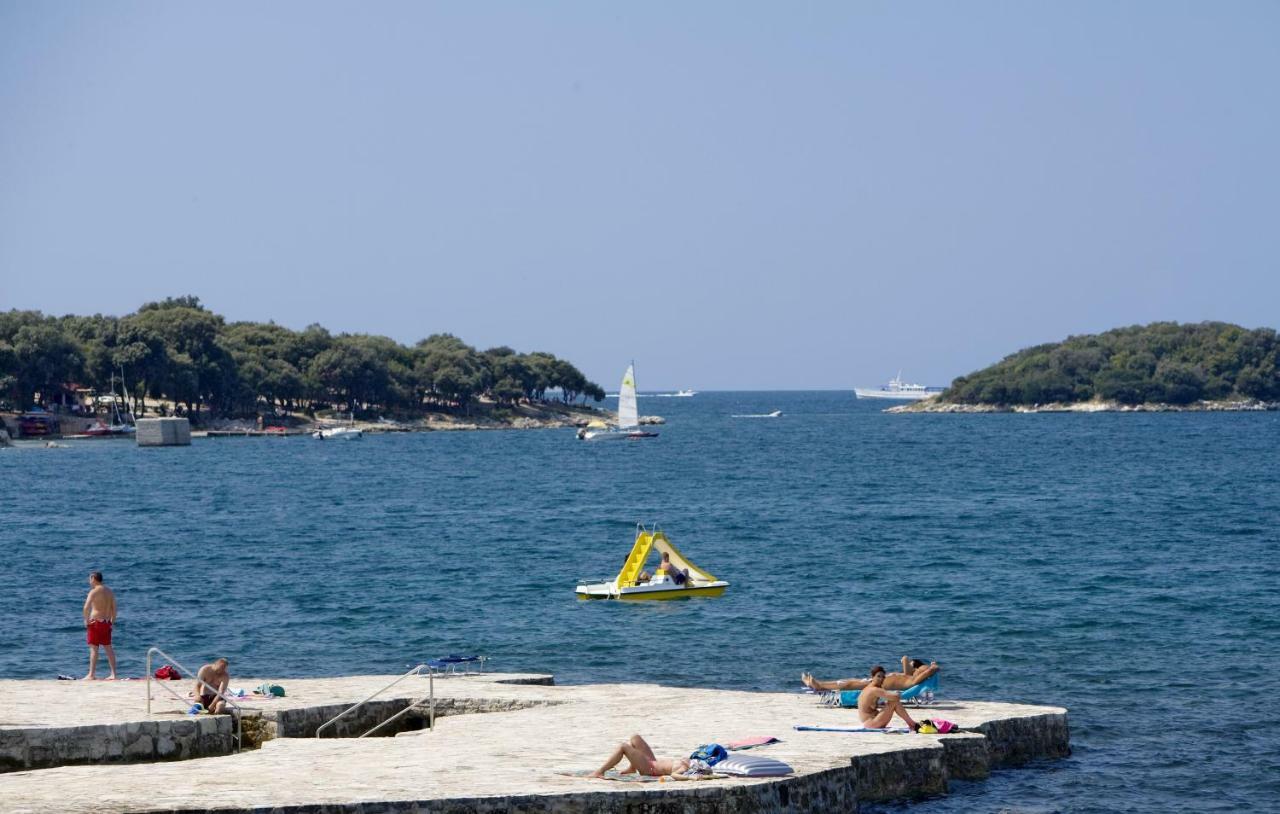 Victoria Mobilehome In Orsera Camping Resort Kültér fotó